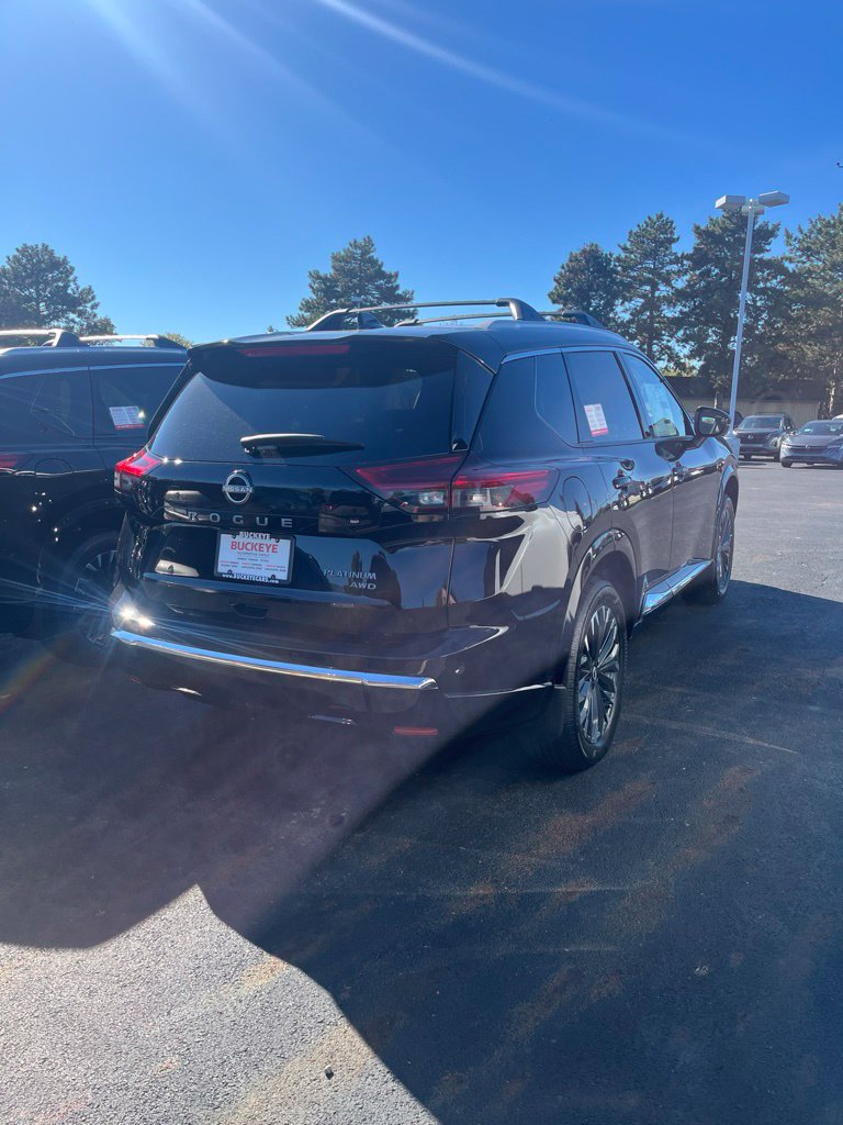 New 2026 Nissan Rogue Platinum w/ Platinum Premium Package AWD/4WD image 3