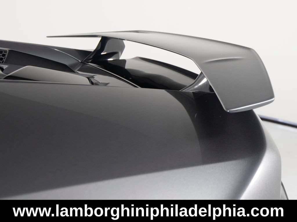 Used 2023 Lamborghini Huracan Tecnica RWD image 44