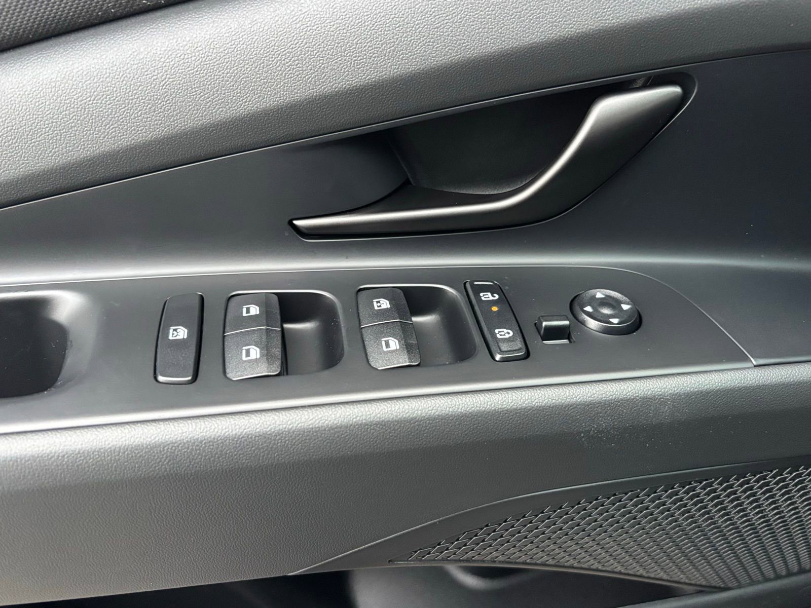 New 2026 Hyundai Elantra SEL Sport image 11