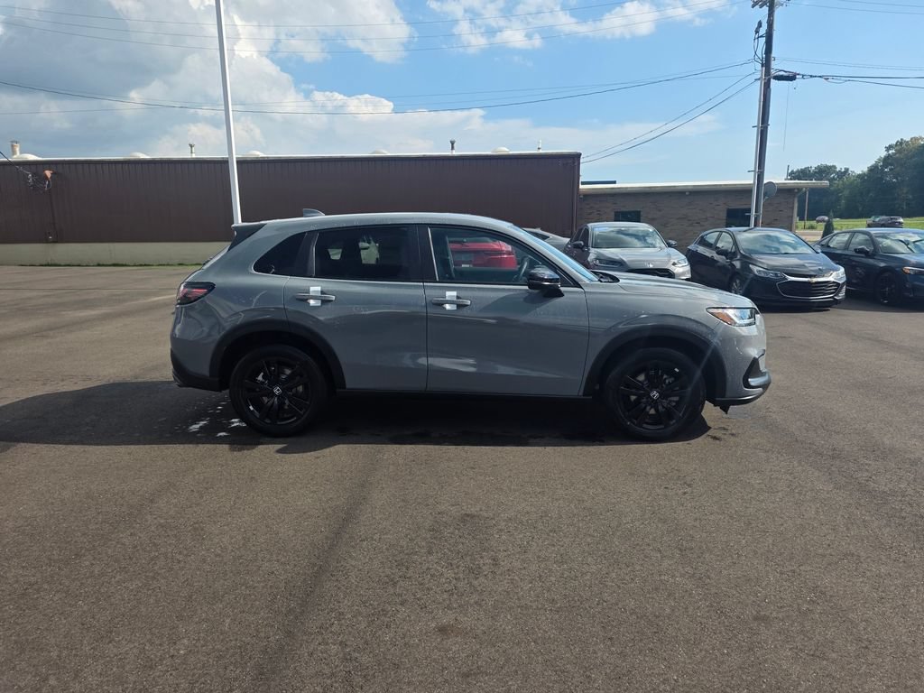 New 2027 Honda HR-V Sport image 2