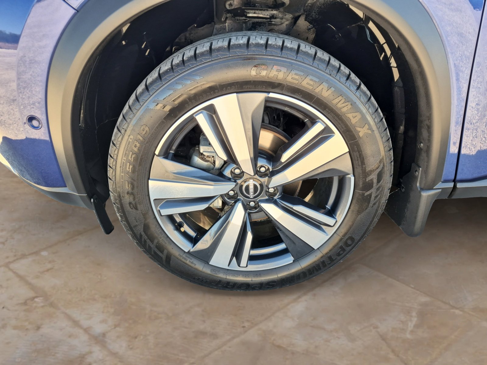 Used 2023 Nissan Rogue SL w/ SL Premium Package image 30