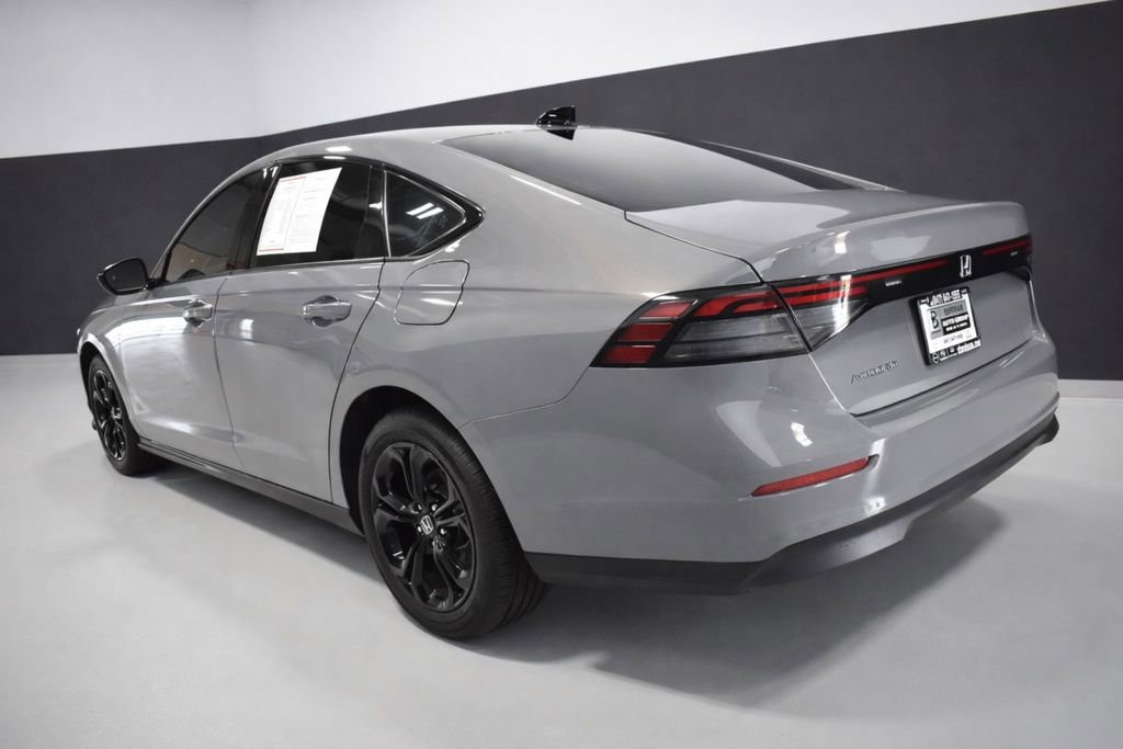 Used 2025 Honda Accord SE image 3