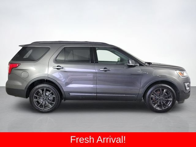 Used 2017 Ford Explorer XLT w/ Equipment Group 202A AWD/4WD video 2