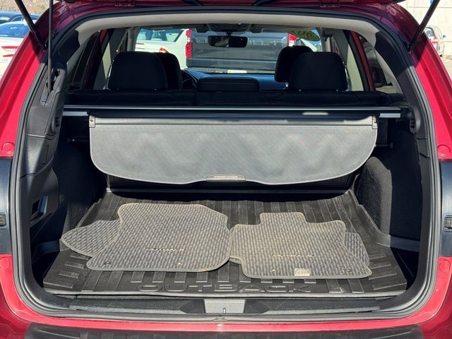 Used 2019 Subaru Outback 2.5i Premium image 13