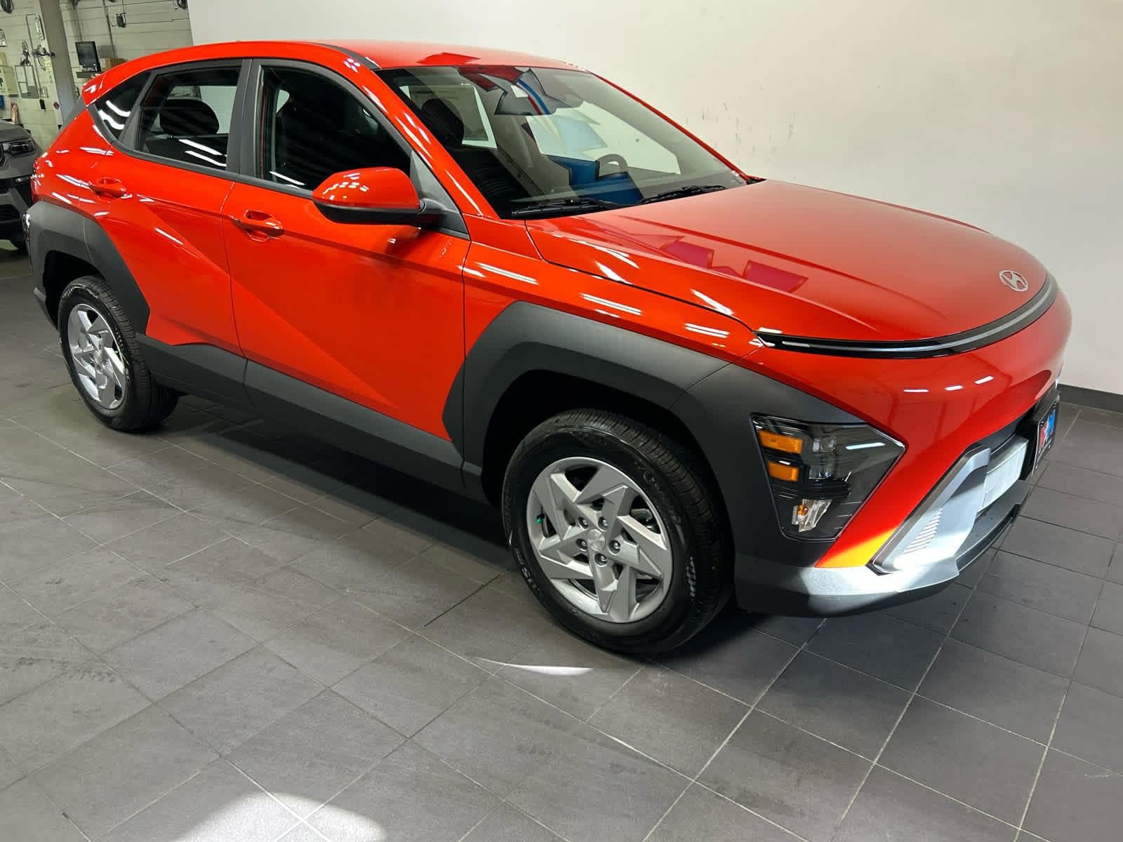 New 2027 Hyundai Kona SE AWD/4WD image 2