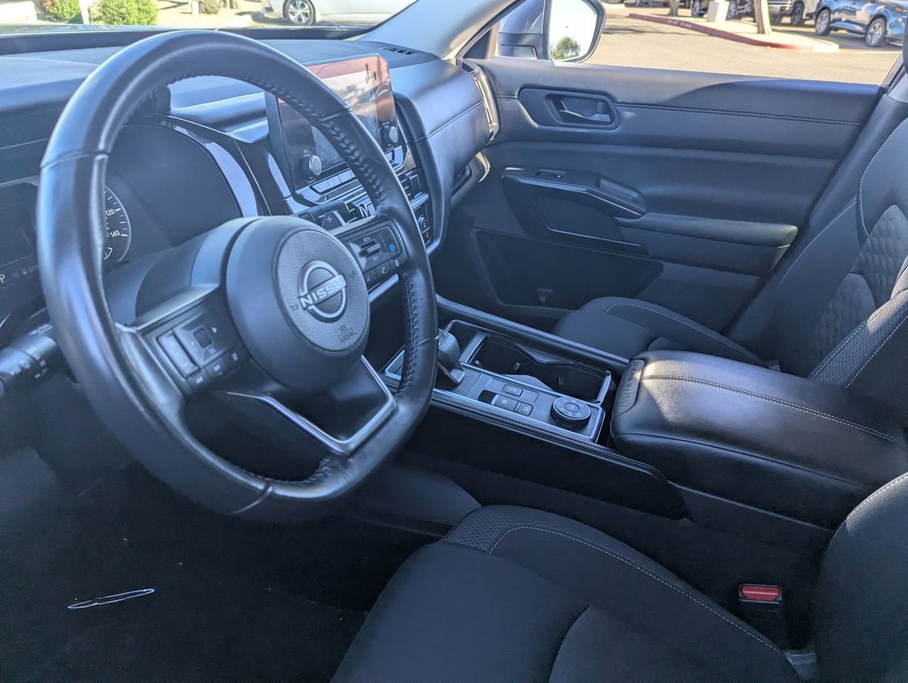 Certified 2024 Nissan Pathfinder SV image 19