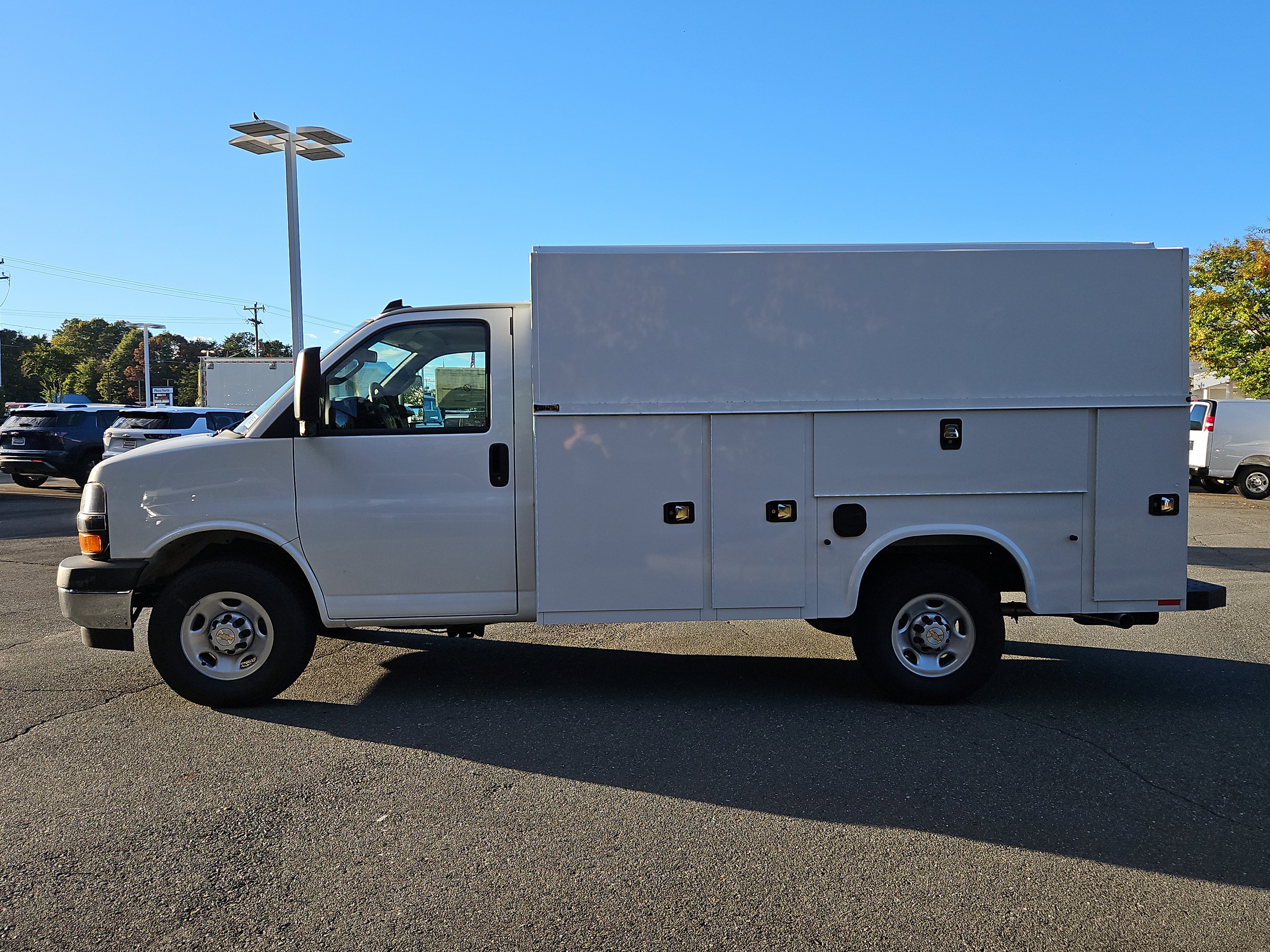 New 2025 Chevrolet Express 3500 w/ Power Convenience Package image 2