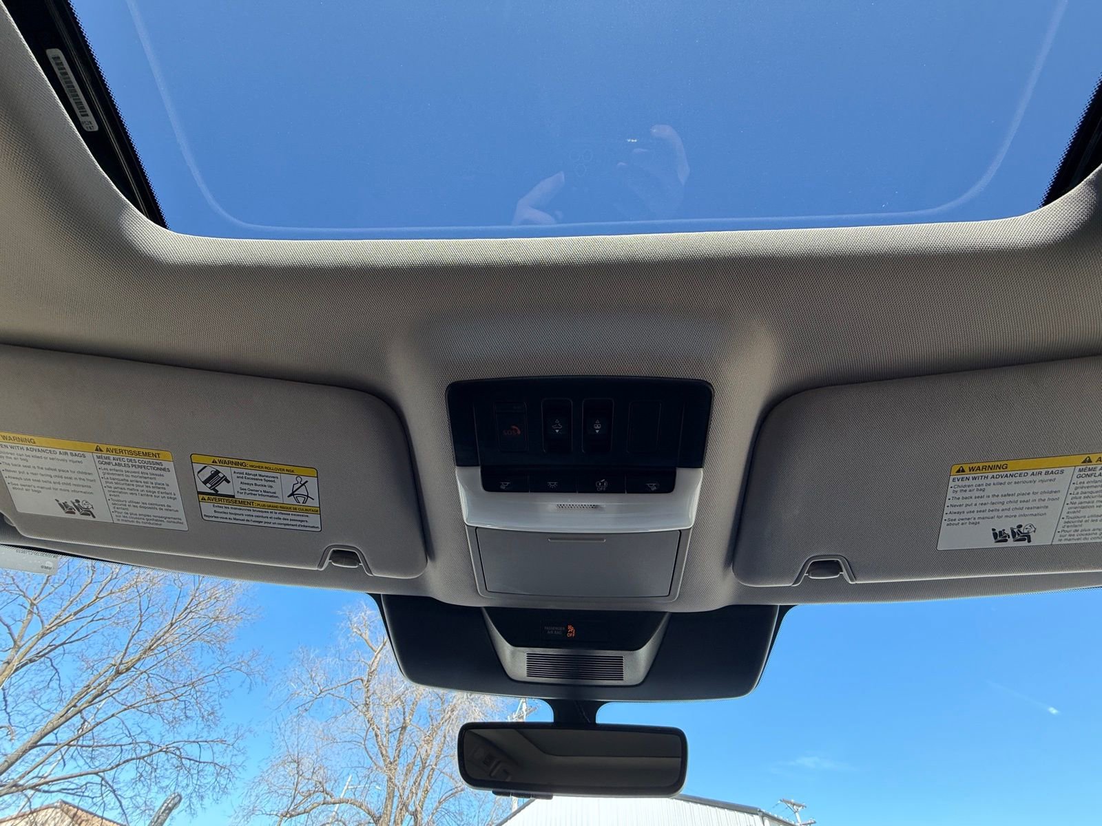 Used 2023 Nissan Pathfinder Platinum w/ Cargo Package image 22