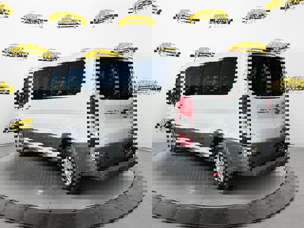 Used 2017 Ford Transit 350 XLT image 3