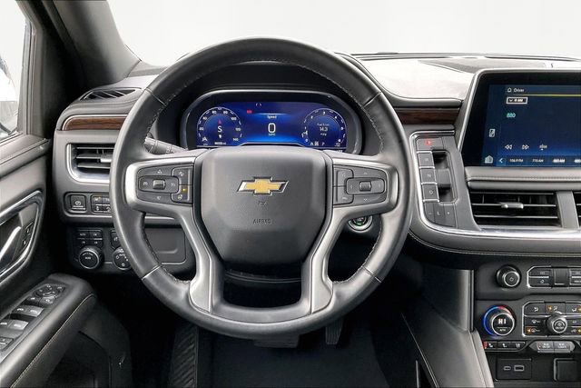 Used 2023 Chevrolet Suburban Premier image 8