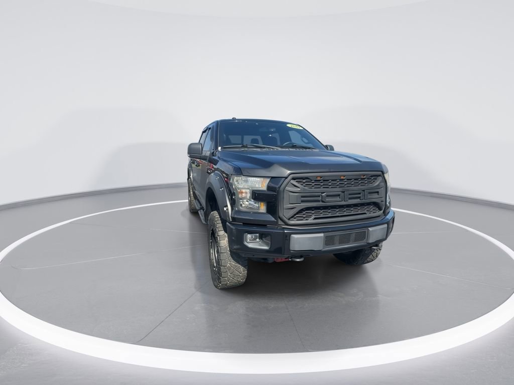 Used 2017 Ford F150 XLT w/ Equipment Group 302A Luxury AWD/4WD image 3