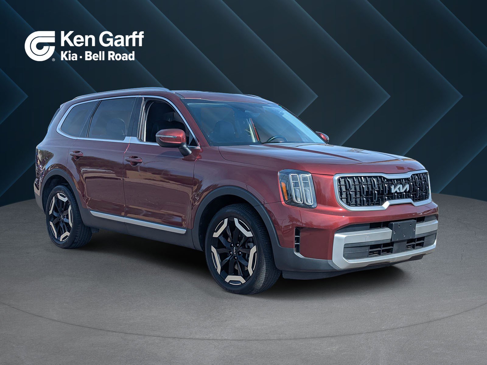 Used 2023 Kia Telluride EX w/ EX Captain's Chair Package