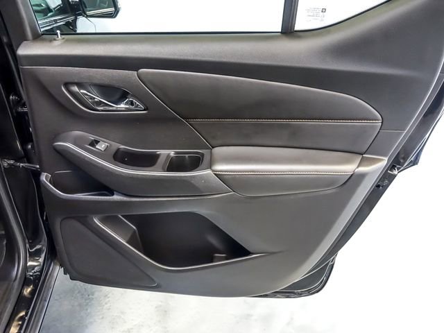 Certified 2019 Chevrolet Traverse LT w/ LT Premium Package AWD/4WD image 35