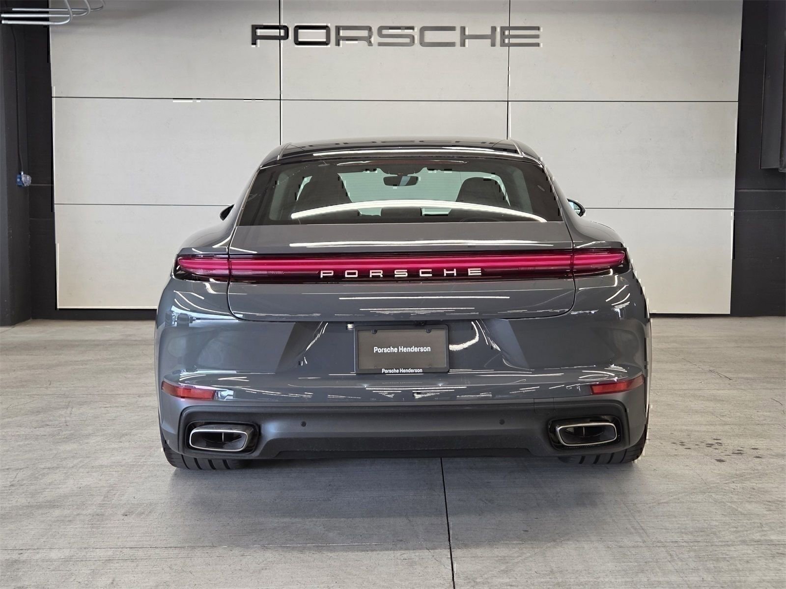 Certified 2025 Porsche Panamera RWD image 7