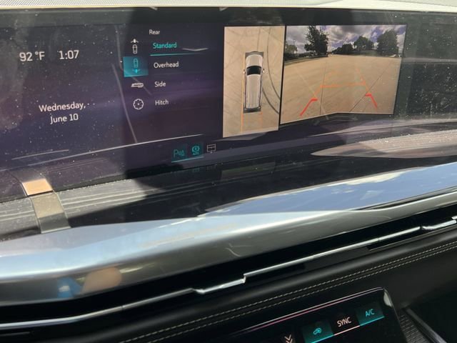 New 2026 Cadillac Escalade Sport w/ Touring Package AWD/4WD image 16