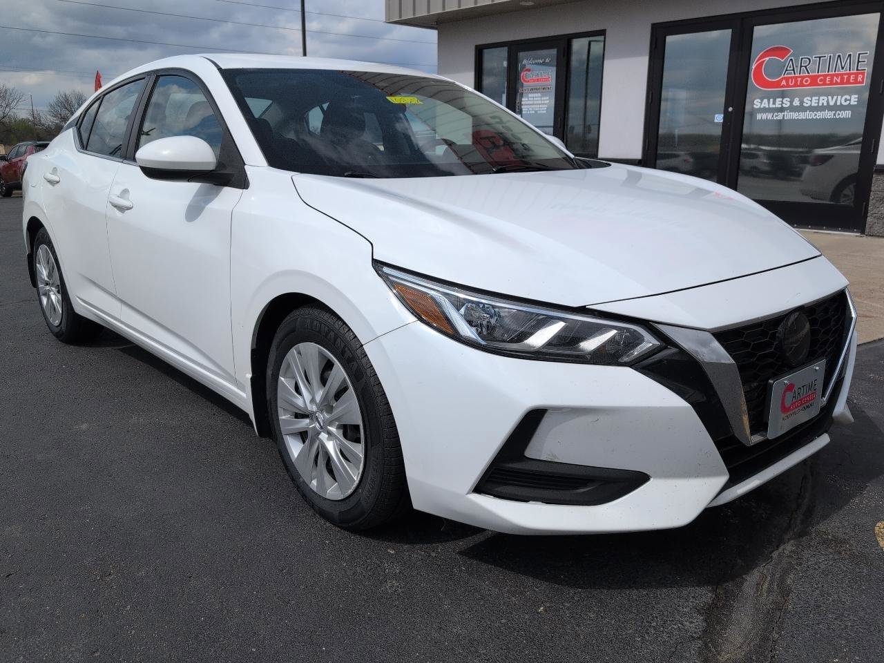Used 2022 Nissan Sentra S FWD image 2