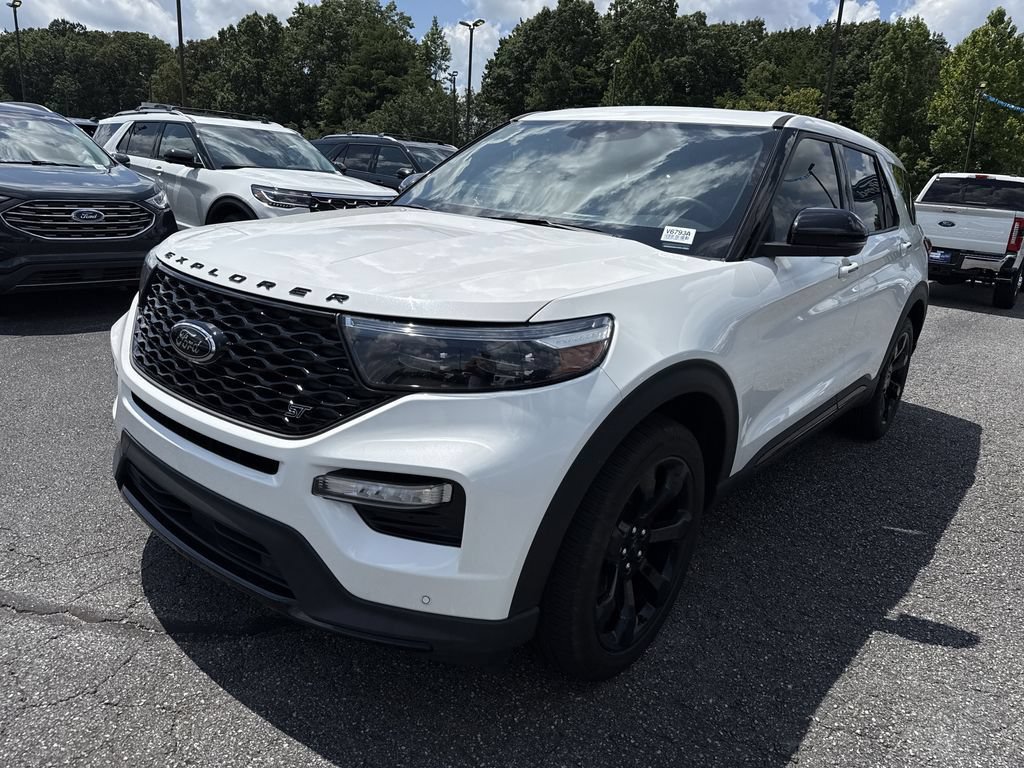 Used 2022 Ford Explorer ST w/ Equipment Group 401A AWD/4WD image 3