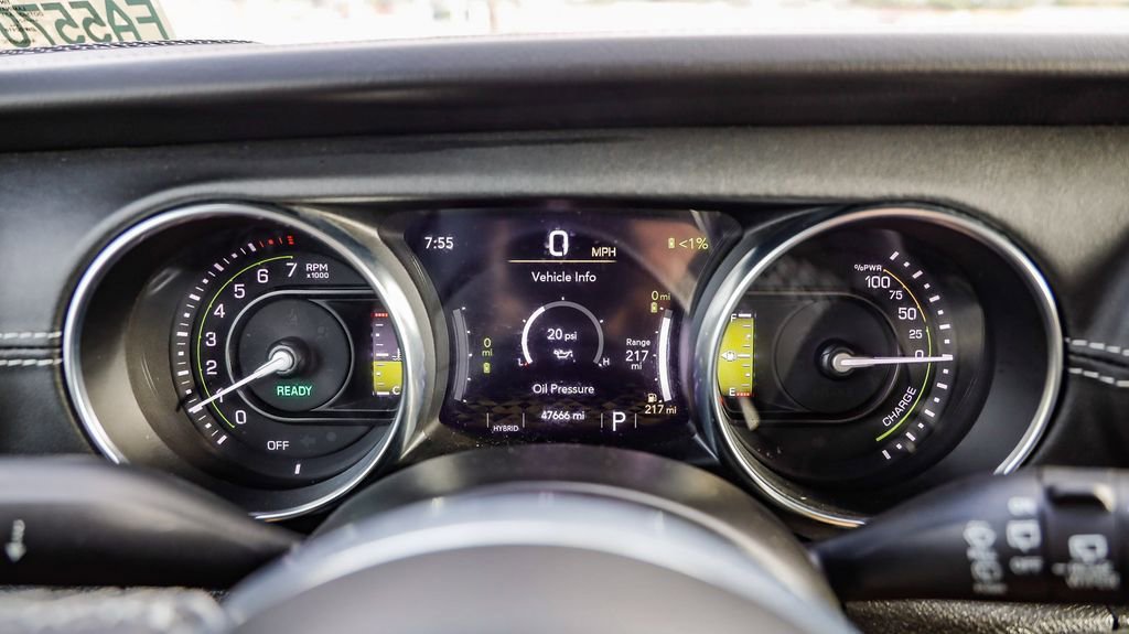 Used 2023 Jeep Wrangler Unlimited Sahara image 27