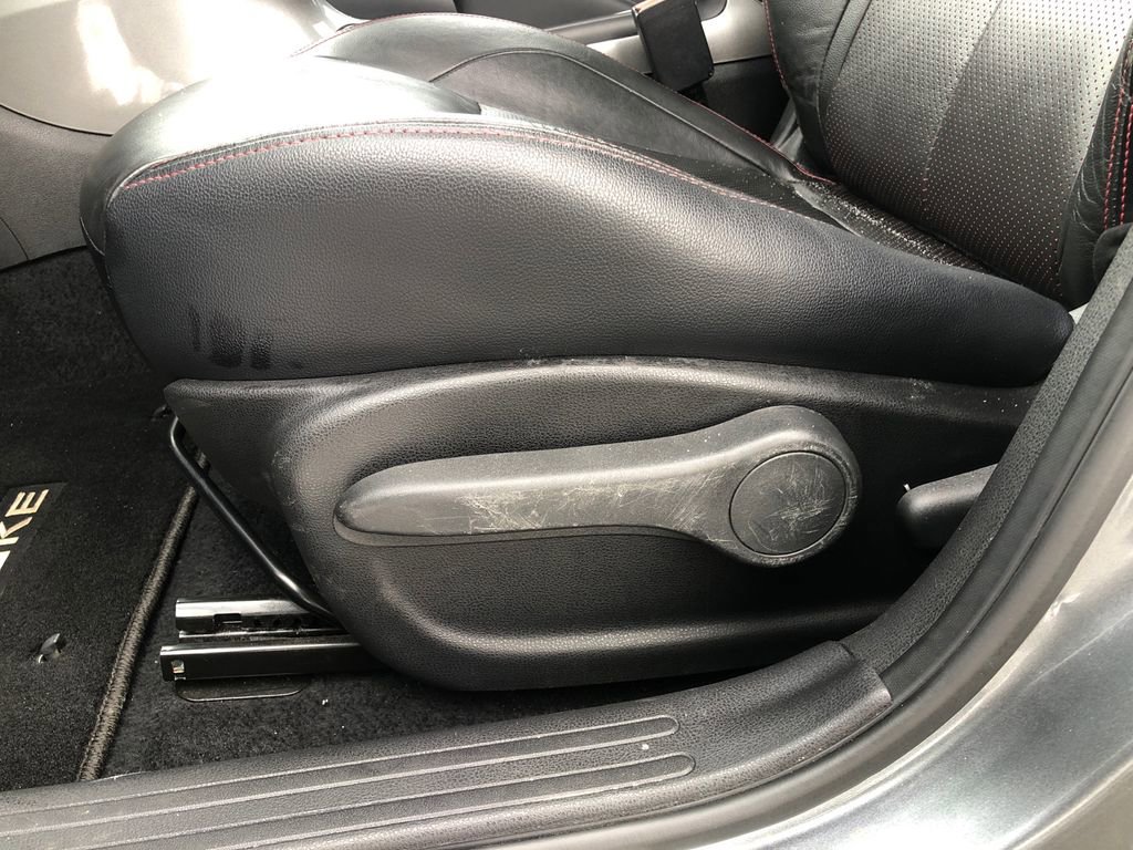 Used 2012 Nissan Juke SL image 20