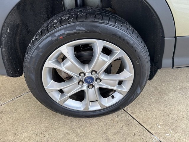 Used 2013 Ford Escape SEL image 35