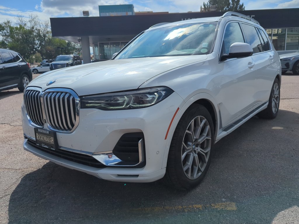 Used 2020 BMW X7 xDrive40i w/ Luxury Seating Package AWD/4WD image 3
