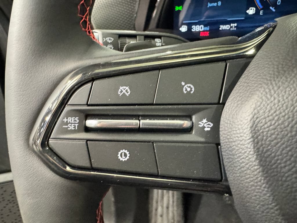 New 2026 Chevrolet Equinox RS w/ Convenience Package III AWD/4WD image 18