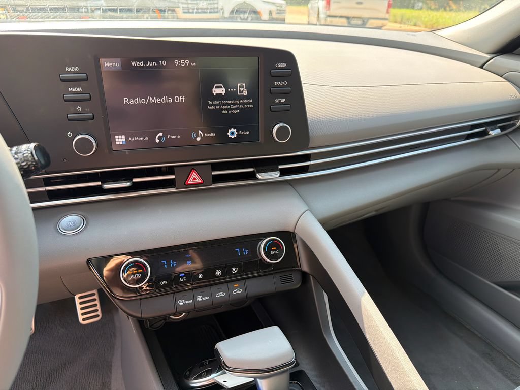 New 2026 Hyundai Elantra Sport FWD image 28