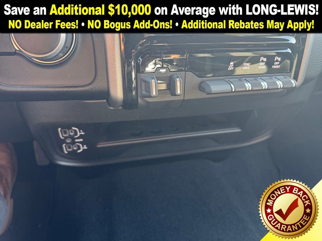 Used 2024 RAM 2500 Big Horn w/ Sport Appearance Package image 30
