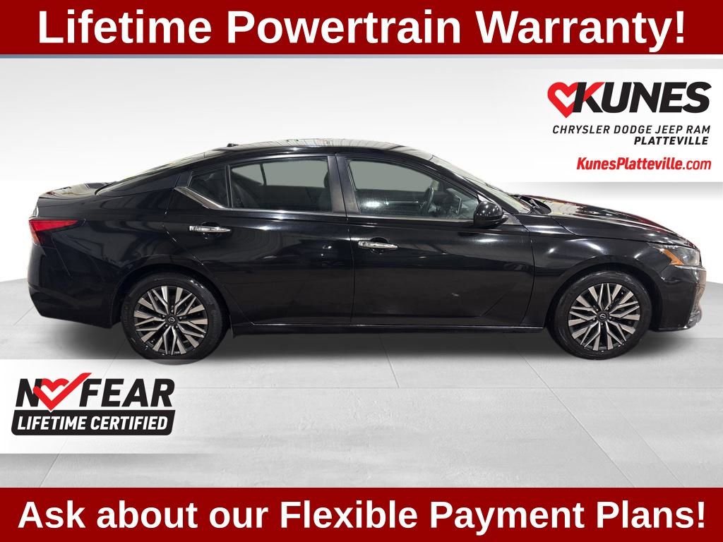 Used 2023 Nissan Altima 2.5 SV image 12