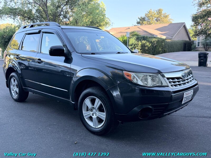 Used 2012 Subaru Forester 2.5X w/ Alloy Wheel Pkg AWD/4WD image 3