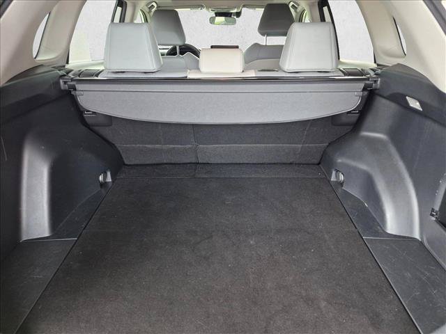Used 2019 Toyota RAV4 XLE Premium w/ Cold Weather Package FWD image 6