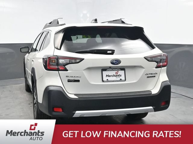 Used 2023 Subaru Outback Touring AWD/4WD image 5