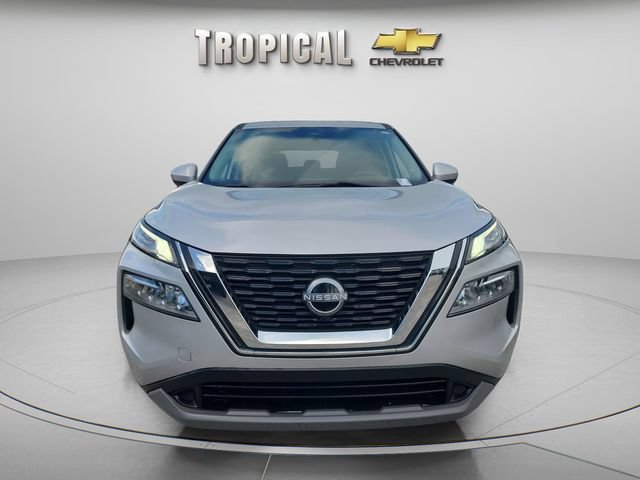 Used 2023 Nissan Rogue SV FWD image 8