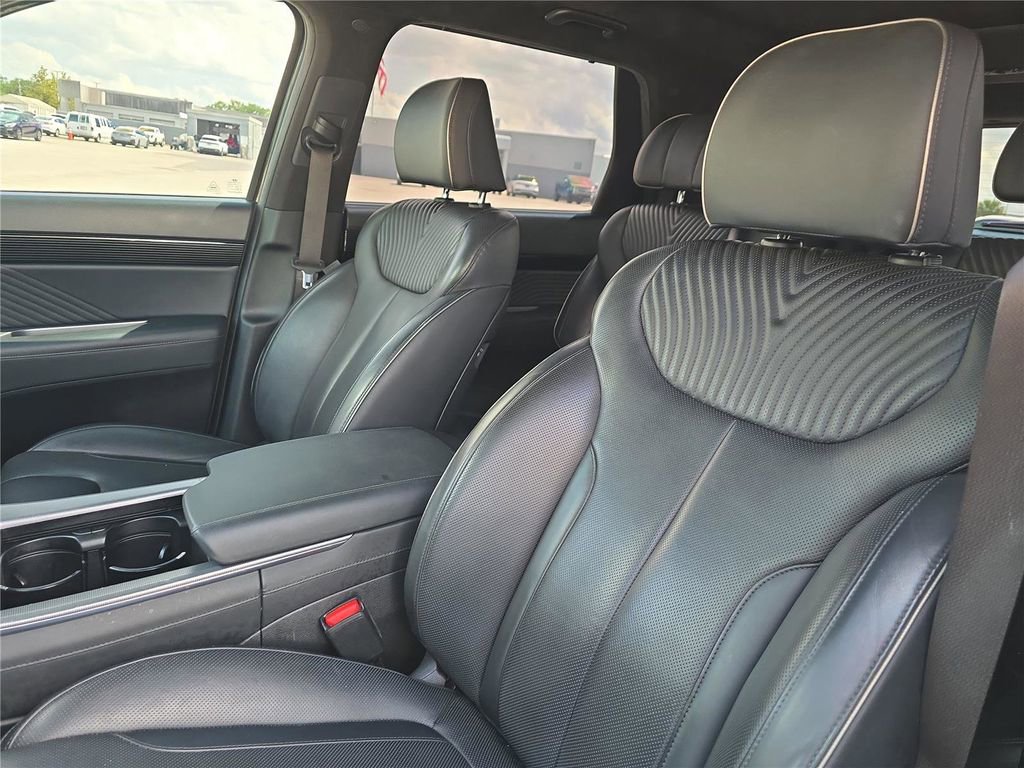 Used 2023 Hyundai Palisade Calligraphy w/ Cargo Package FWD image 16