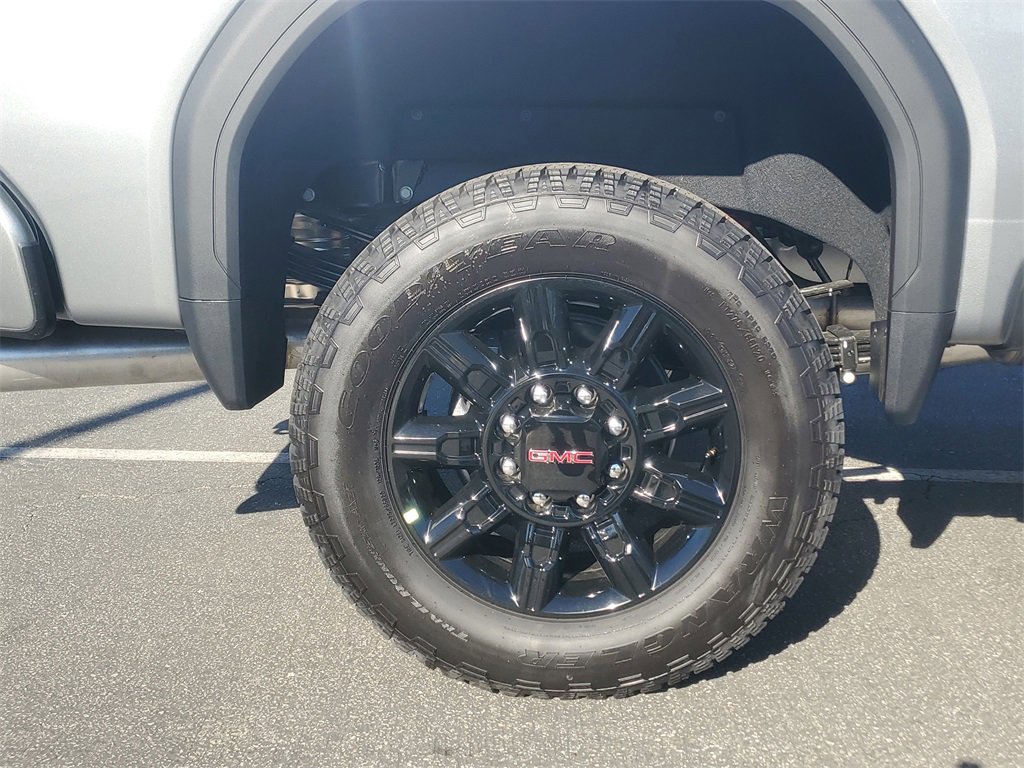 New 2026 GMC Sierra 2500 AT4 image 5