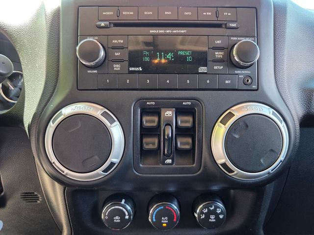 Used 2016 Jeep Wrangler Unlimited Sahara image 16