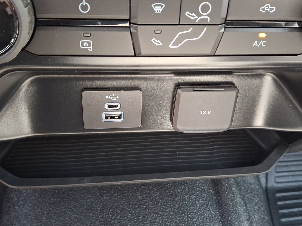 New 2026 Ford F550 4x4 Regular Cab Super Duty image 14