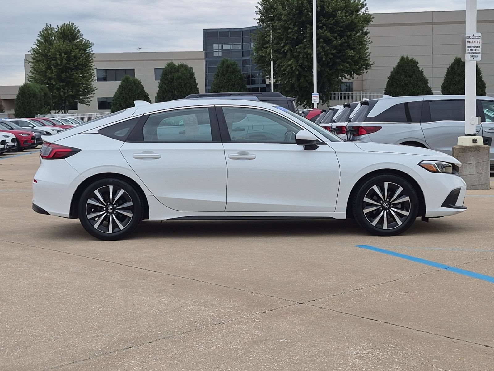 Certified 2024 Honda Civic EX-L image 6