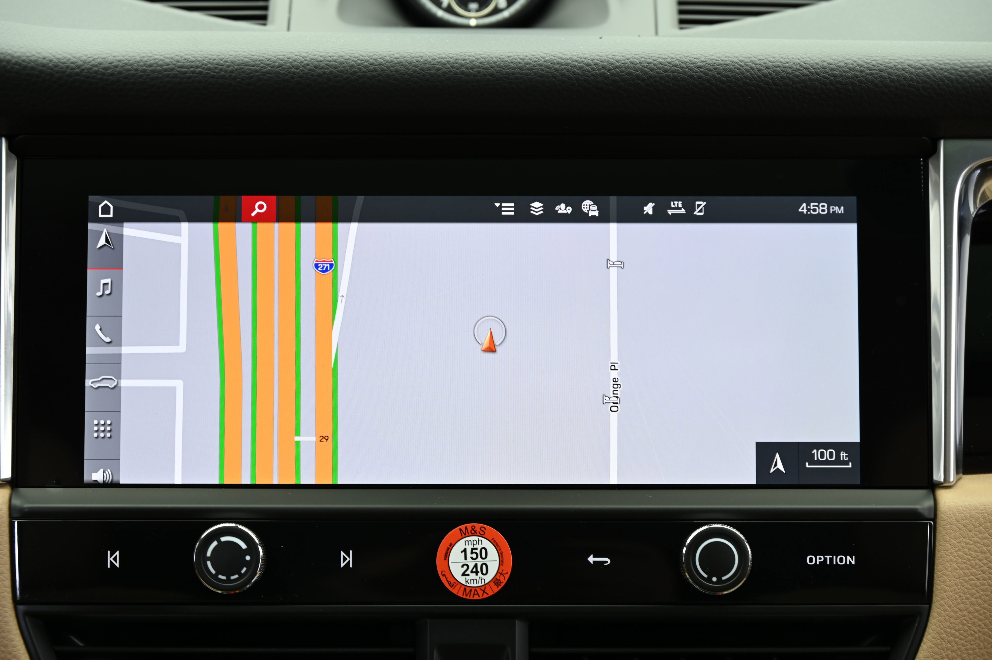 Used 2025 Porsche Macan image 43