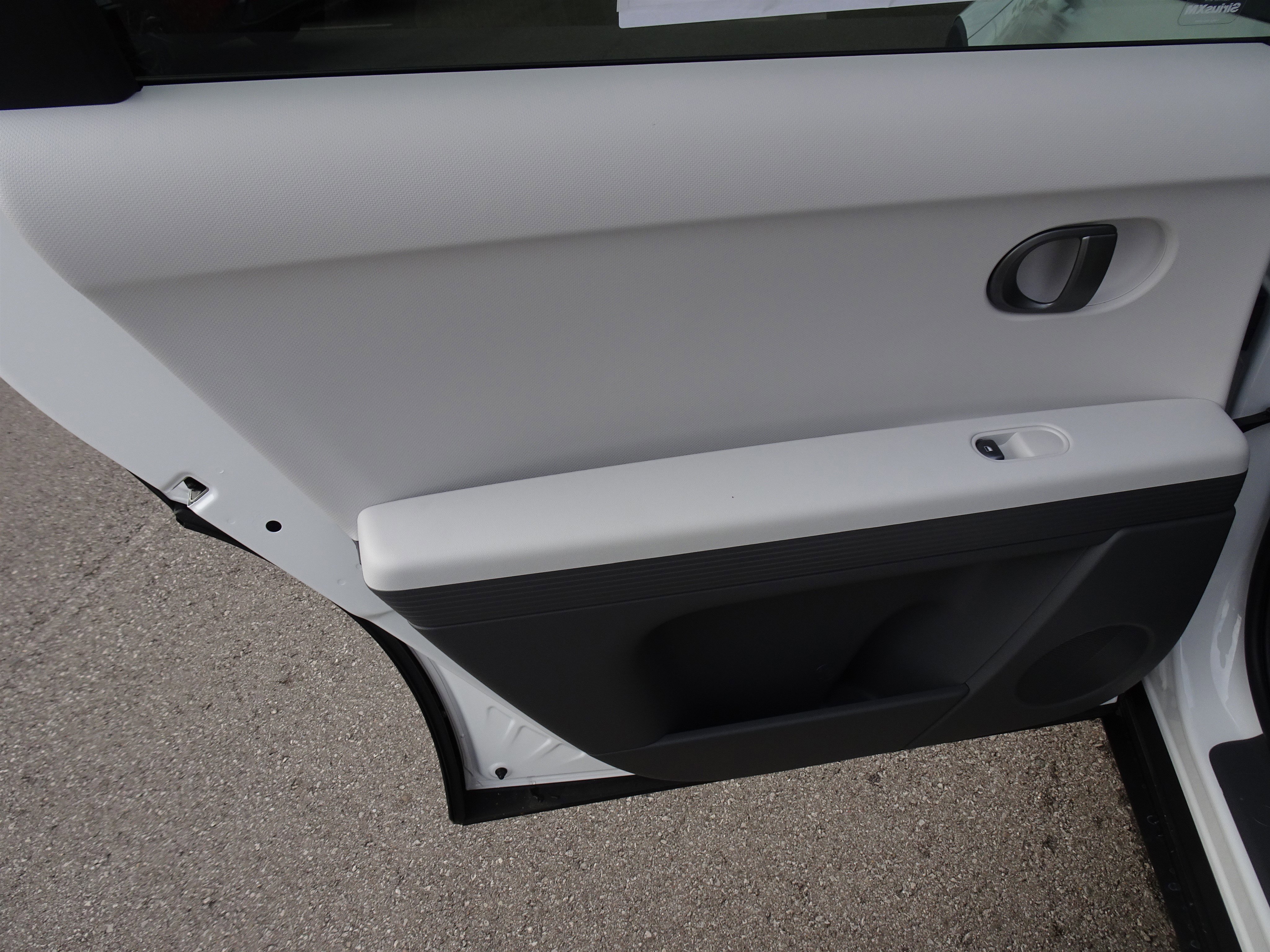 New 2026 Hyundai Ioniq 5 SEL image 16