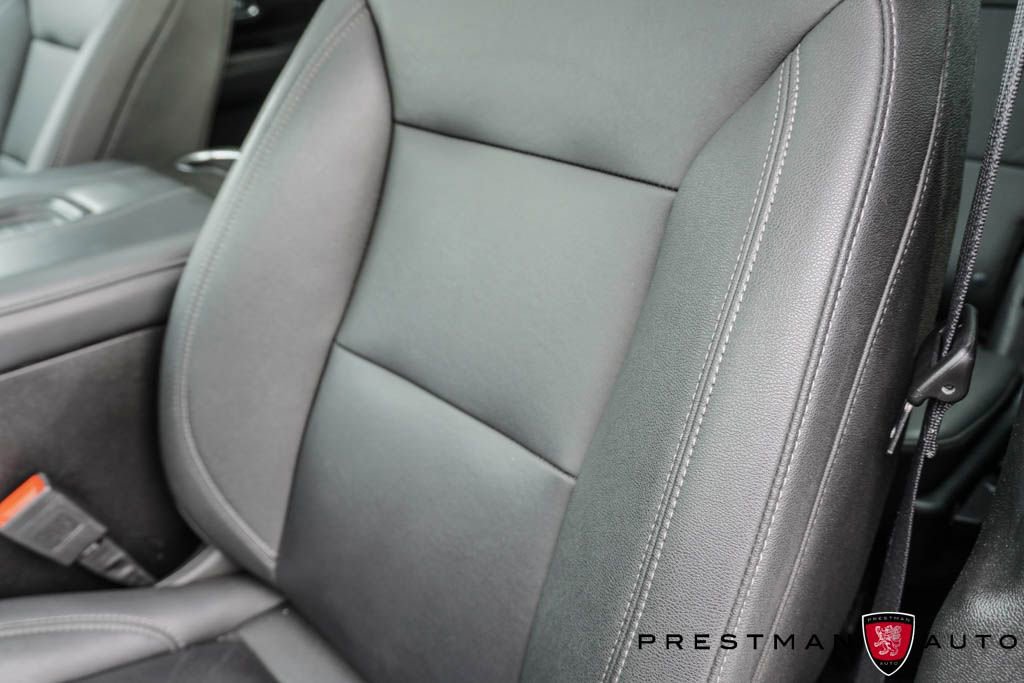 Used 2024 Chevrolet Suburban Z71 image 10