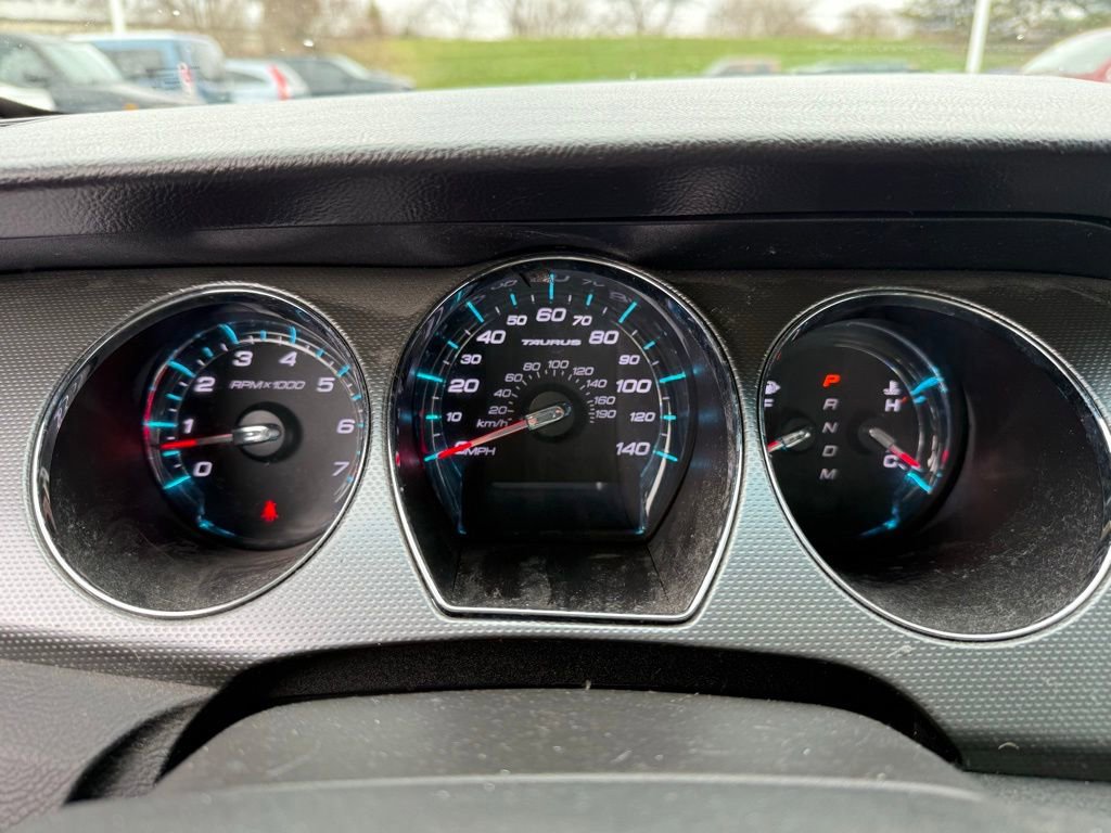 Used 2012 Ford Taurus SEL image 8