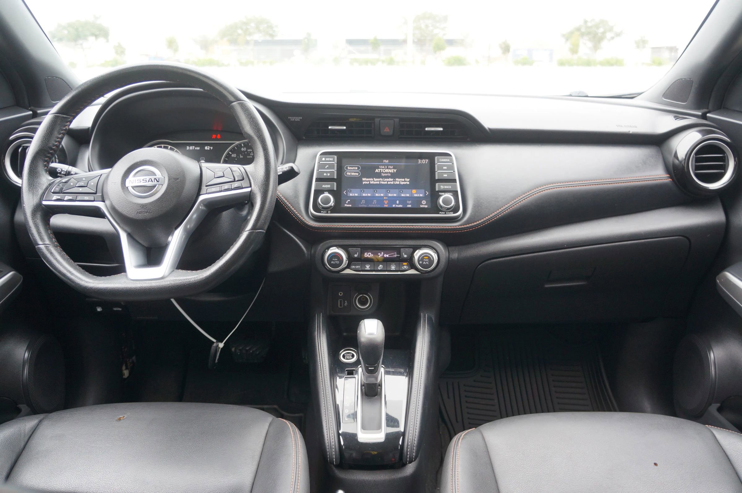 Used 2019 Nissan Kicks SR w/ SR Premium Package image 33