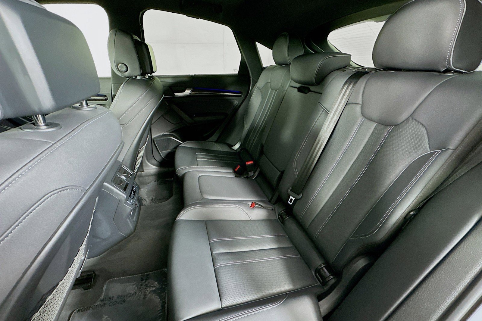 Used 2022 Audi SQ5 Prestige w/ Prestige Package image 9