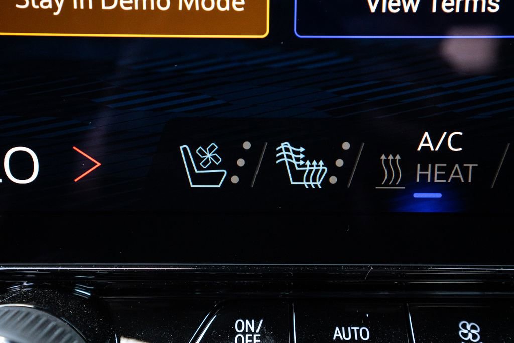 New 2026 Chevrolet Blazer EV RS image 29