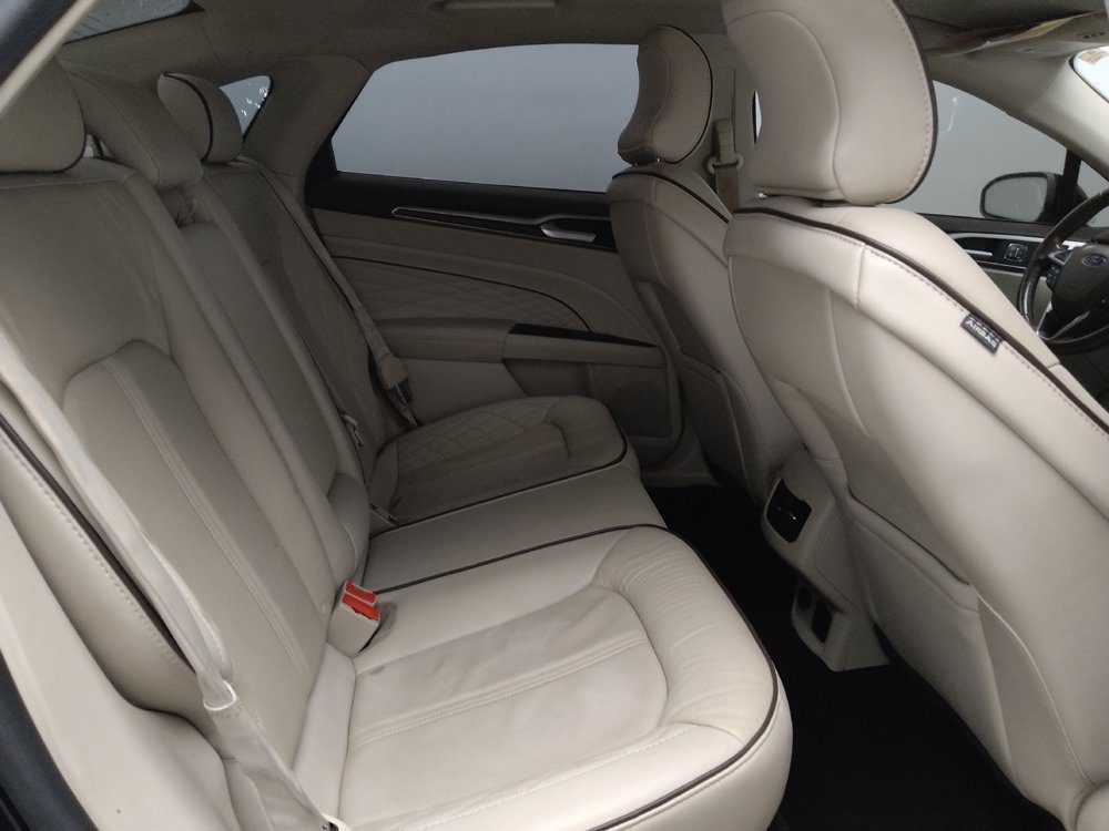 Used 2018 Ford Fusion Energi Platinum image 19