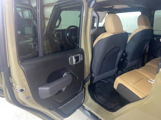 New 2026 Jeep Gladiator Sport S image 11