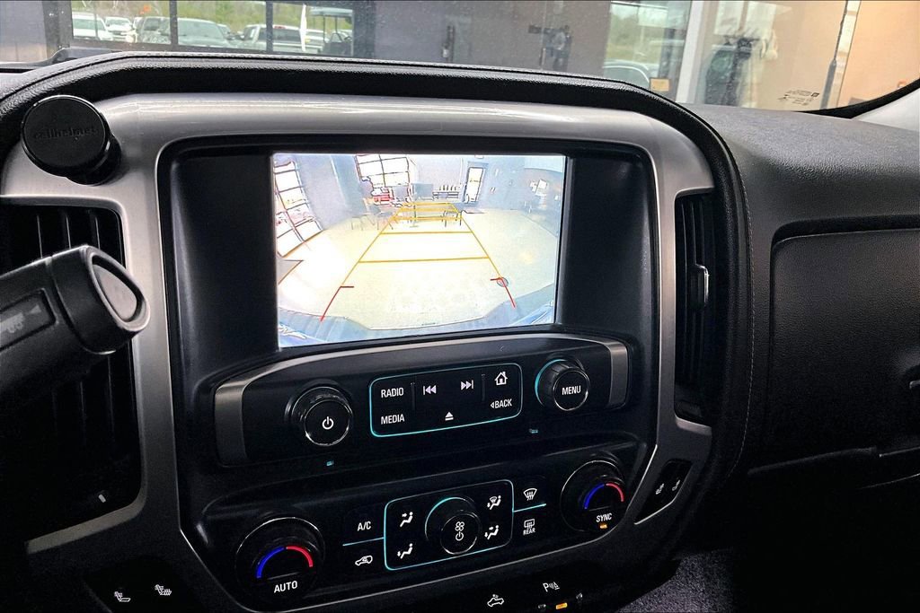 Used 2017 GMC Sierra 1500 SLE w/ SLE Value Package AWD/4WD image 13