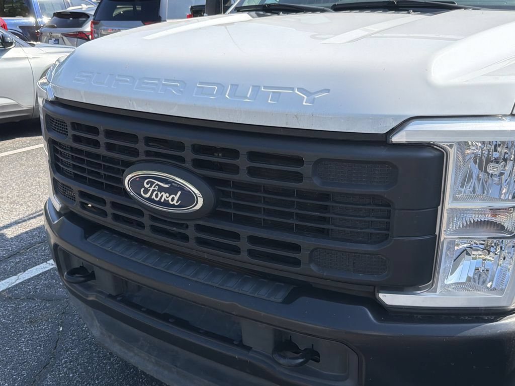 Used 2024 Ford F350 XL AWD/4WD image 5