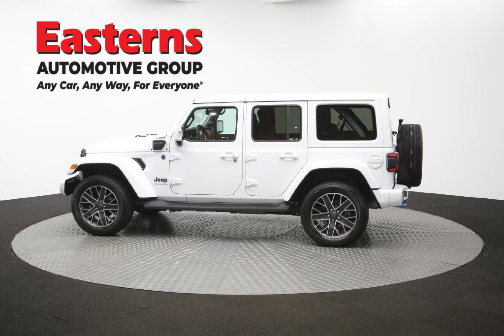 Used 2023 Jeep Wrangler Unlimited Sahara AWD/4WD image 64